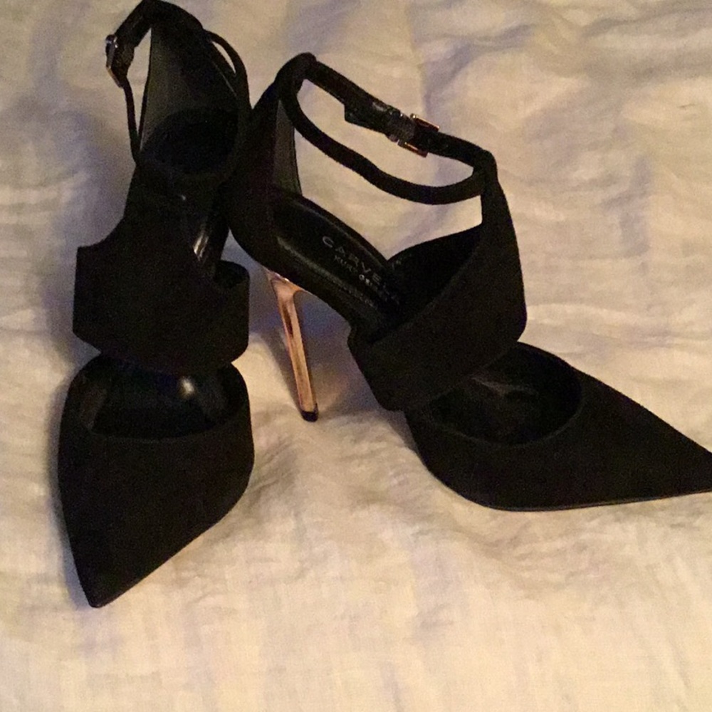 NWOT Carvela Kurt Geiger Heels